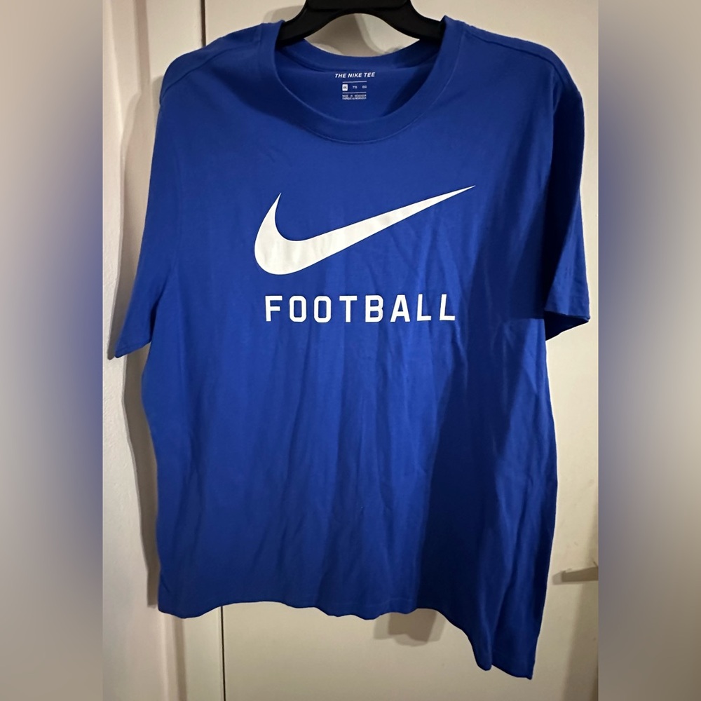 Nike New Men's Blue Short Sleeve Football Tee